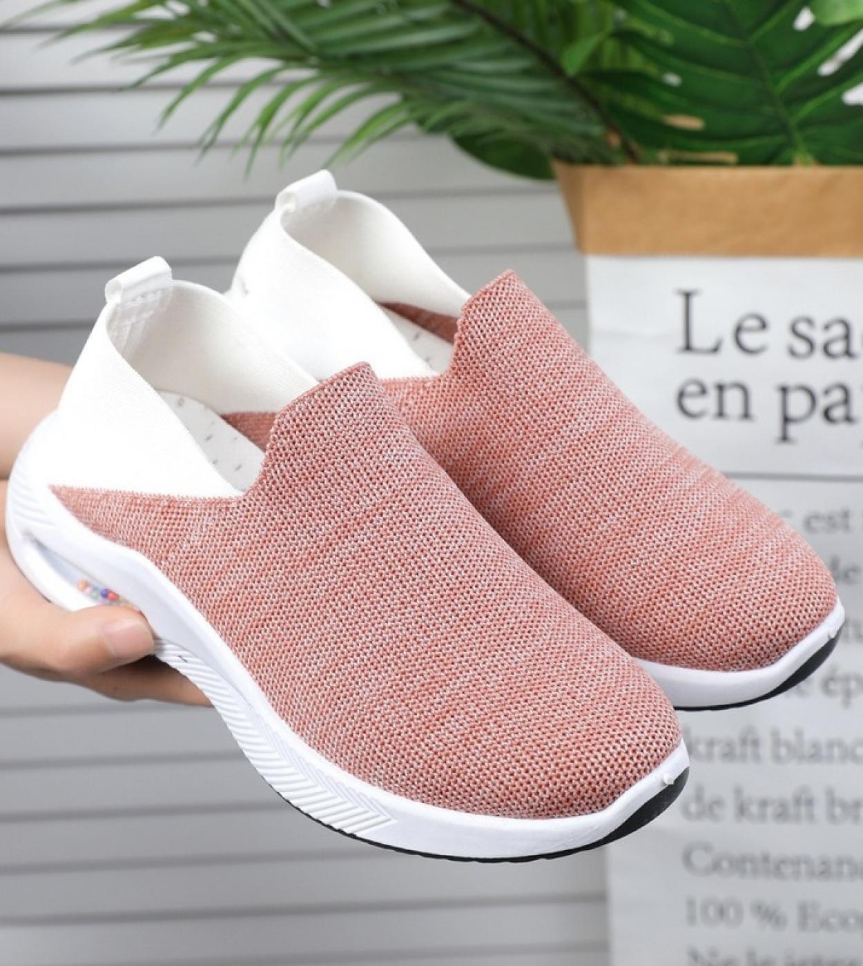 Autumn New Casual Breathable Mesh Rocking Shoes Female Slip On Flat Sneakers Fashion Soft Sole Simple Fly Weave Socks Sh