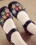 Summer Hot Sale Ethnic Handmade Sandals Retro Flower Hollow Out Casual Sandals Fashion Low Heels Mom Shoes Ladies Rome S