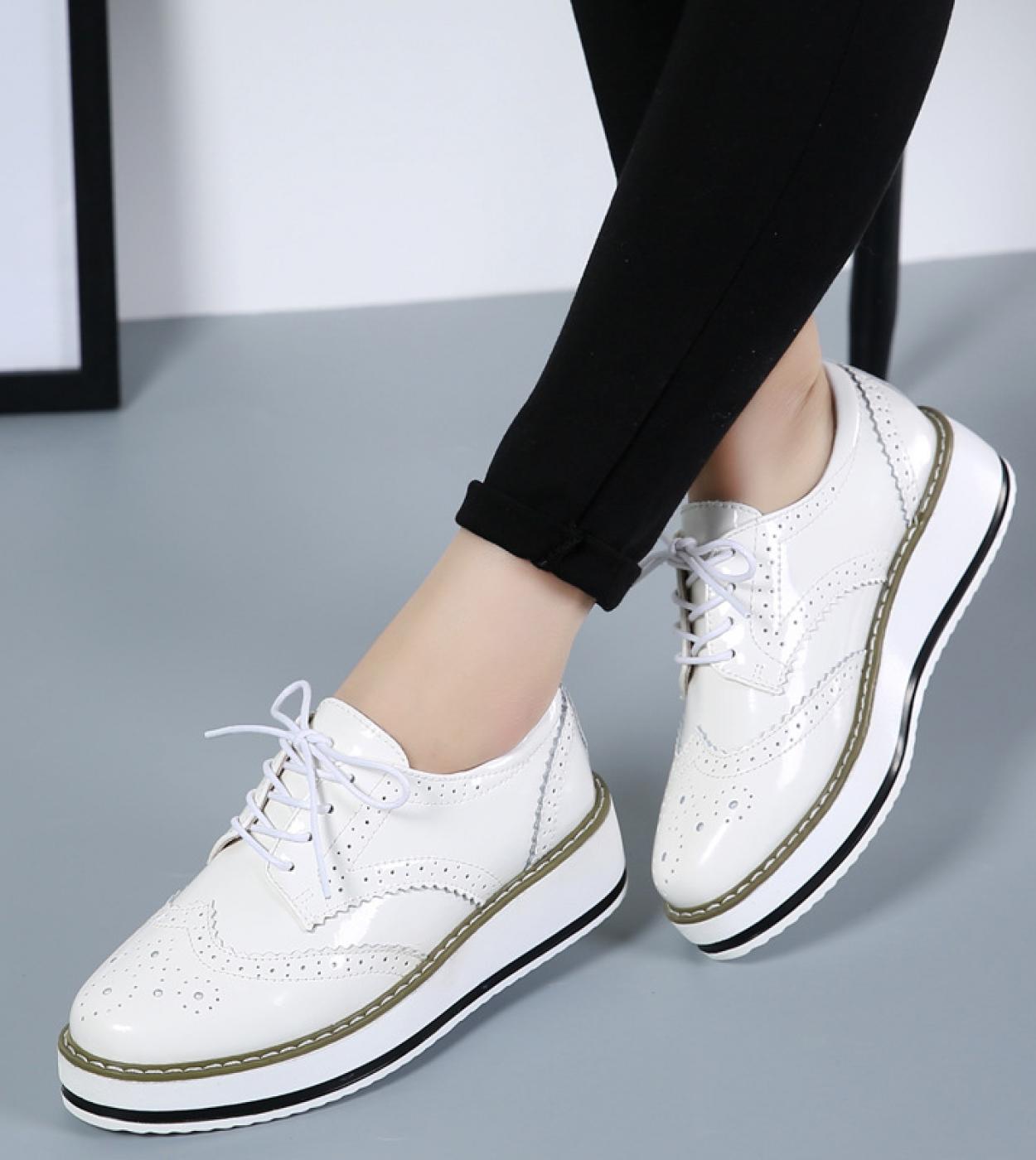 Mocasines con 2025 cordones