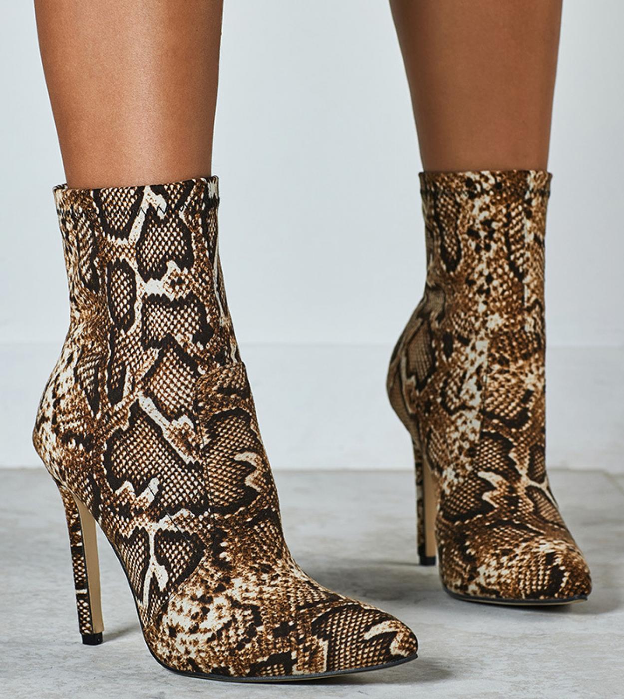 45 56 Stivaletti leopardati invernali per donna moda tacchi alti stivali Chelsea di lusso scarpe da donna Botas De Mujer Lad Description