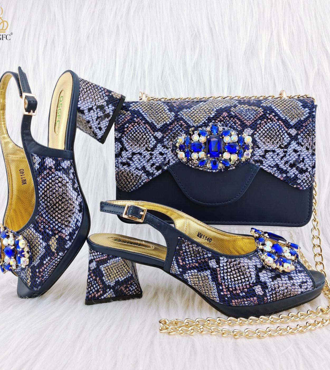 Qsgfc Nigerian Classic Design Splicing Style Shoes And Bag Big Diamond Decoration African Noble Midheel Shoes Of Party  