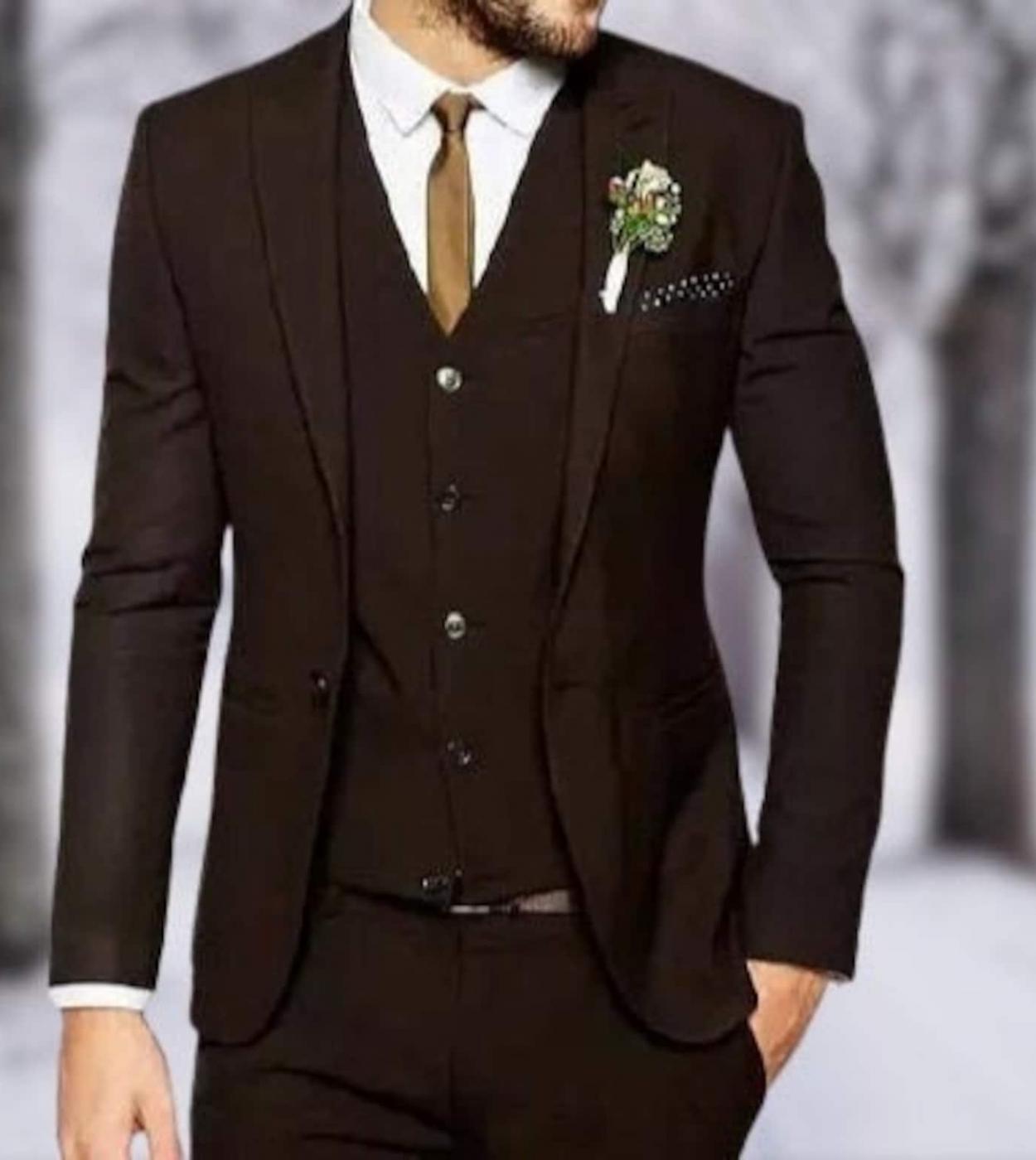 Formal Male Tuxedos For Men Fashion High Quality Suits Bridegroom Custom Three Pieces jacketpantsvest Conjuntos De C