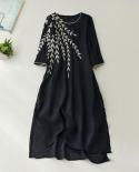 2022 Summer New Arts Style Women Half Sleeve Oneck Loose Dress Allmatched Casual Vintage Embroidery Leaf Long Dress C434