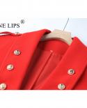 يونيو شفاه عالية الجودة Women2022 جديد شتاء المرأة طويل أحمر معطف صوفي للعام الجديد أزرار تصميم فاخر الإناث خندق
