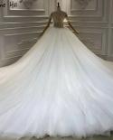 Dubai White Short Sleeves  Wedding Dresses 2023 Diamond Pearls O Neck Luxury Bridal Gowns Ha2401 Custom Madewedding Dres