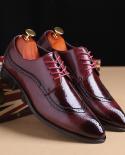 Tamaño grande Nuevo 3848 Zapatos de cuero de moda Hombres Zapatos de vestir Zapatos Oxfords puntiagudos Diseñador de lujo Hombre