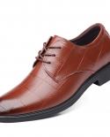 נעלי ברוג חדשות לגברים נעלי מסיבה נושמות מעור נעלי שמלת עסקים נעליים מחודדות אוקספורד נעלי חתונה יוקרה לגברים
