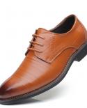 נעלי שמלת גברים קלאסיות שטוחות עור אמיתי קצה כנף מגולף נעלי אוקספורד איטלקיות רשמיות בתוספת מידה 3848 לחורף מ