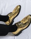 נעלי שמלה לגברים אופנה באיכות גבוהה נעלי עסקים נוחות לגברים נעליים רשמיות brogue נעליים מבריקות לגברים זהב גנטלמן s