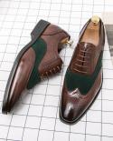 Zapatos formales italianos de lujo para hombre, zapatos Brogue de cuero Oxford a la moda con punta de ala, zapatos de vestir de 