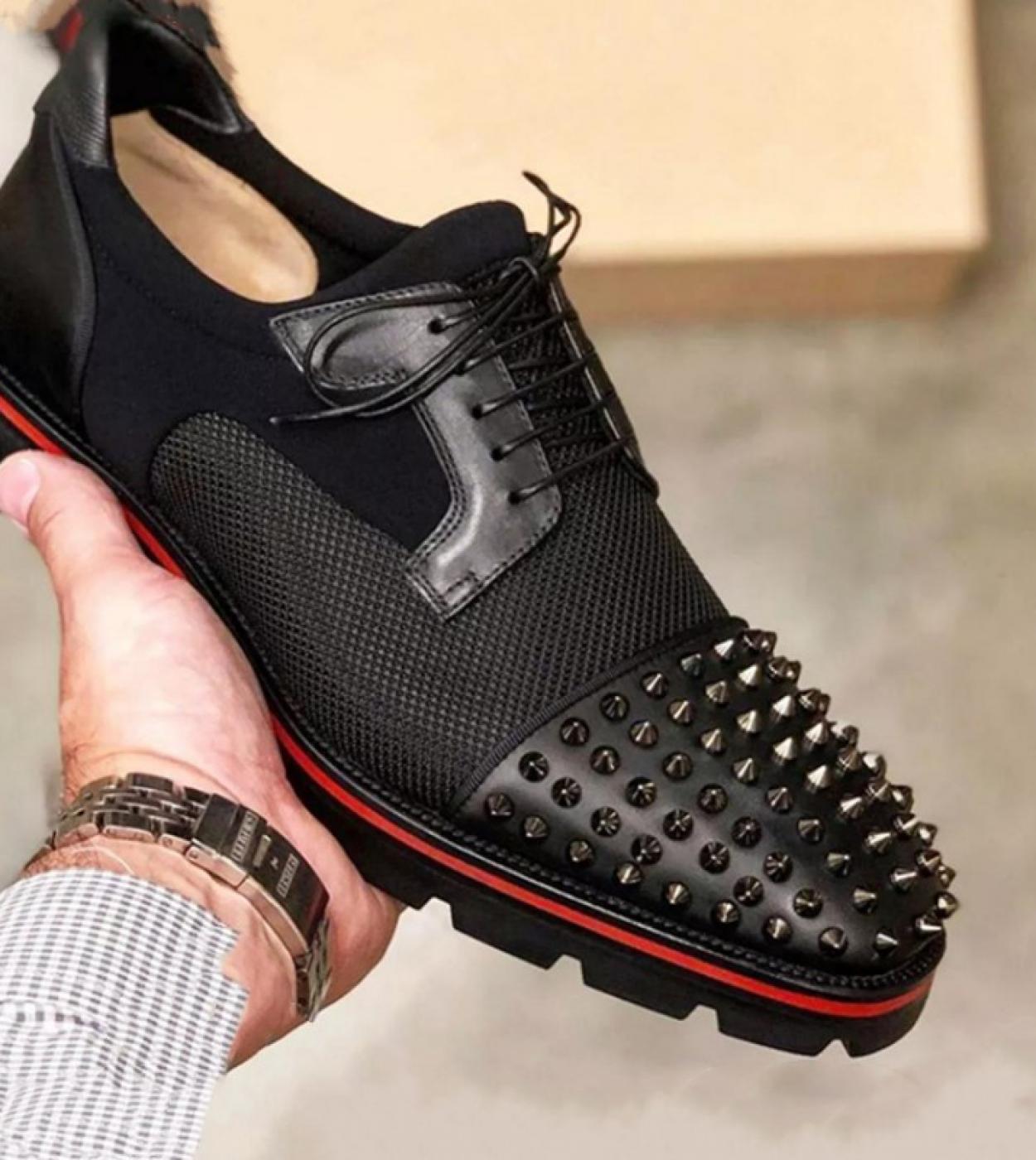 57 40 Sapatos masculinos punk rebite preto com cadar o respir vel