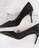 Women Middle Heels Vintage Pumps  8cm 105cm High Heels Pointed Toe Rivets Low Heels Lady Leather Scarpins Slip On Shoes