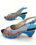 עיצוב איטלקי הגעה חדשה אופנה אלגנטית בסגנון אלגנטי נמכרות חמות נעלי נשים ותיק בצבע סגול למשאבה לנשים