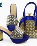 עיצוב איטלקי חזיר ניגרי מוכר אופנה מסיבת חתונה פלטפורמת חתונה נעלי עקב נשים נעליים ותיק סט בצבע סגול p