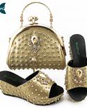  Mature Style African Women Shoes And Bag To Match In Gold Color High Quality Nigerian Design Matching Shoes And Bag  Pu