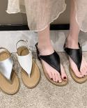 Bailamos New Flat Bottom Flip Flops Sandals Women Narrowband Metal Ornament Designer Brand Shoes Summer Casual Beach Sli