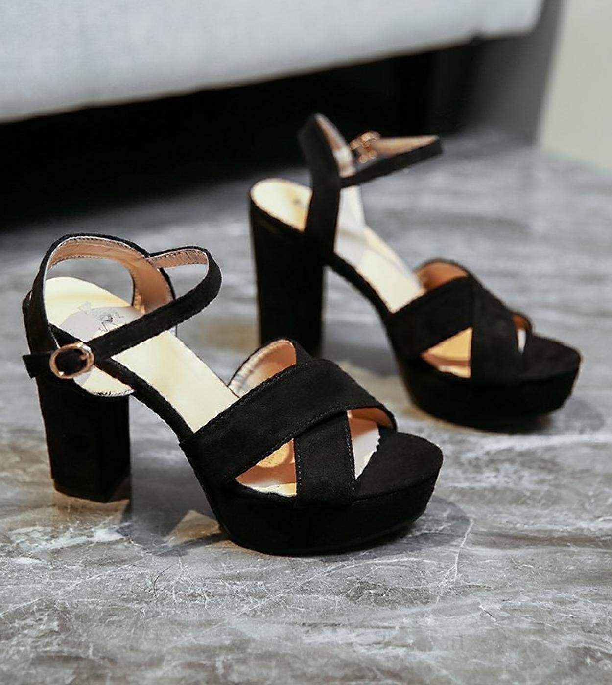 Plus size platform discount sandals