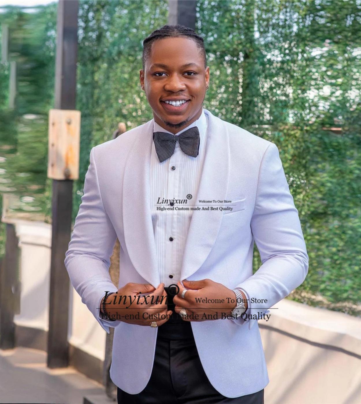 105 95 US Moda blanca boda hombres trajes Formal novio esmoquin chal solapa Slim Fit mejor hombre Blazer banquete baile 2 piezas conjunto Description