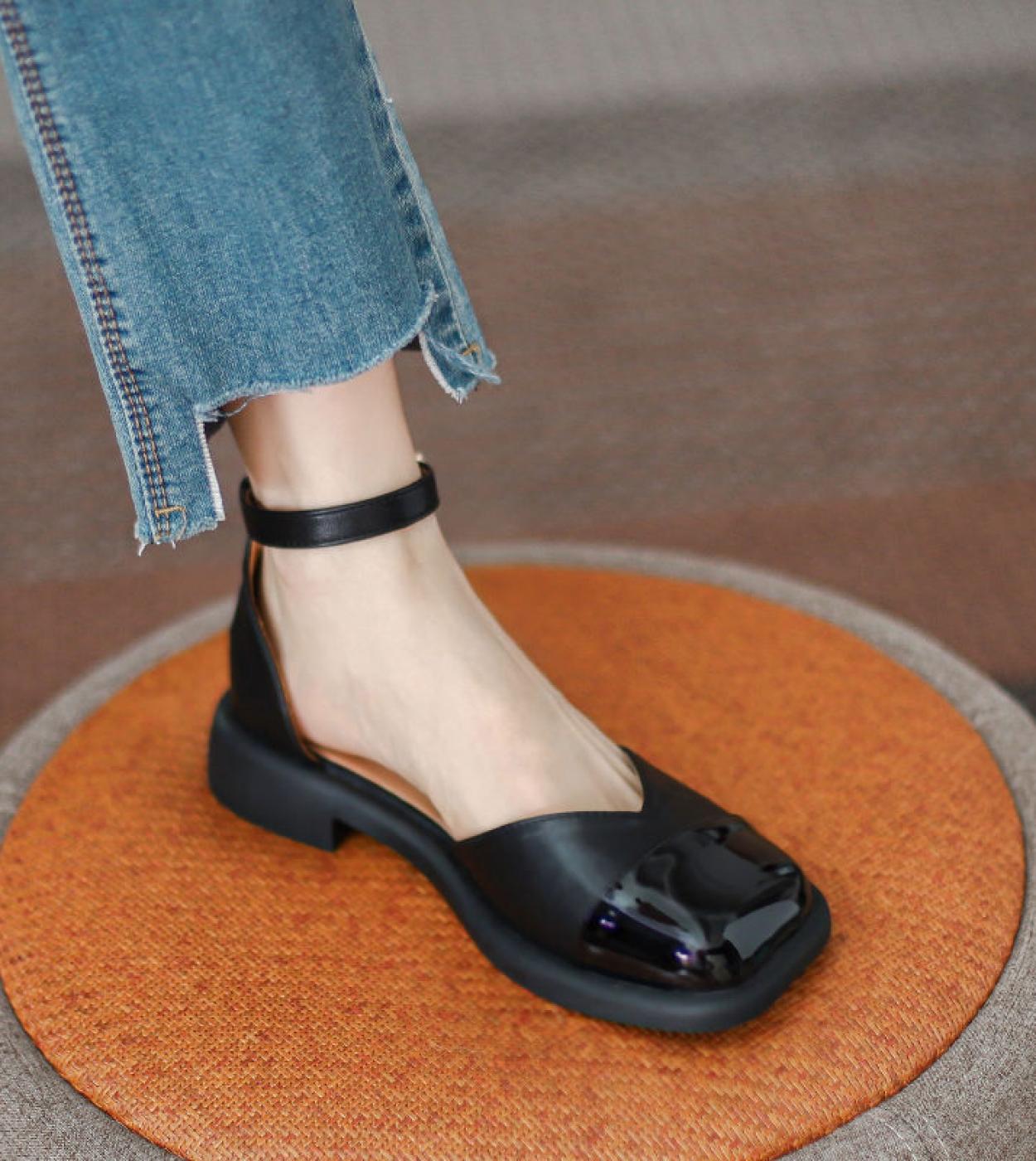 Closed Toe Roman Fairy Style Sandals For Women 2022 Spring New French Style Square Toe Flat Bottom Vintage Mary Jane Pum