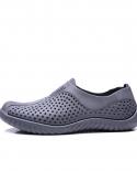 2023 Breathable Summer Men Slippers Outdoor Water Shoes Hollow Ultra Light Beach Shoes Casual Men Sandals Black Garden S