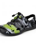 Hot Sale Brand Clogs Men Sandals Casual Shoes Eva Lightweight Sandles Man Colorful Shoes For Summer Beach Zapatillas Hom