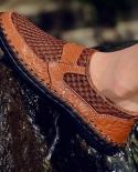 נעלי קיץ חדשות לגברים נעלי קזואל נעליים לנשימה נעלי נעלי ספורט לגברים סנדלים שטוחים רכים בעבודת יד נעלי נהיגה לגברים במידה גדול