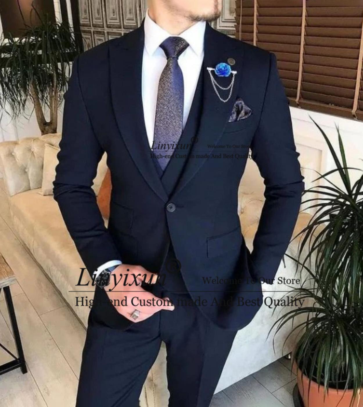 Fotos de hombres en online traje formal