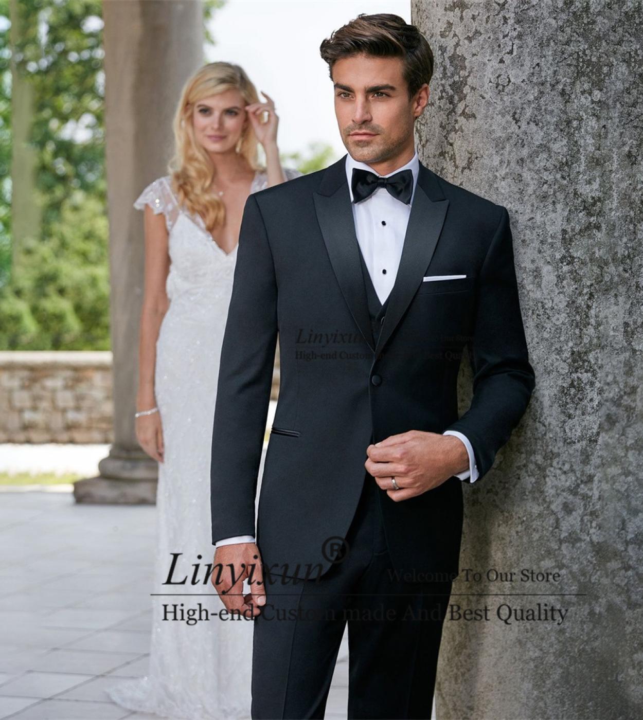 traje de esmoquin para hombre azul