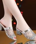 אישה סנדלי קיץ זהב סנדל פתוחה סנדל נעלי שמלת תחרה נעלי עקב נשים סנדלים עם עקבים מרובעים משאבות נעלי נשים