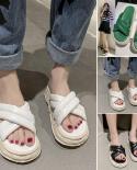 1 זוג סוליות עבות לנשים נעלי בית צולבות נגד החלקה גומי סוכריות צבע פתוח סנדלי חוף כפכפים ליום יום