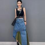 تشينغ مو 2023 الصيف نمط جديد غير رسمي الدنيم لصق غير النظامية قطعة واحدة نصف تنورة المرأة أسود أخضر تنورة Zxf3129