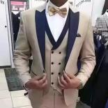 Beige Slim Fit Men Suits With Navy Blue Peaked Lapel Groom Tuxedos For Wedding Dinner Party 3 Pieces Fashion Jacket Vest