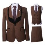 2023 Men Suit 3 Pieces Brown Plaid Patten Red Dots Groomsmen Shawl Lapel Formal Slim Fit Business Tuxedo Wedding Coat Ve