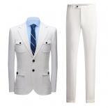 بدلة بيضاء جديدة مكونة من قطعتين: ملابس الصيد أو الأداء، نمط كاجوال أنيق للرجال، فستان زفاف العريس