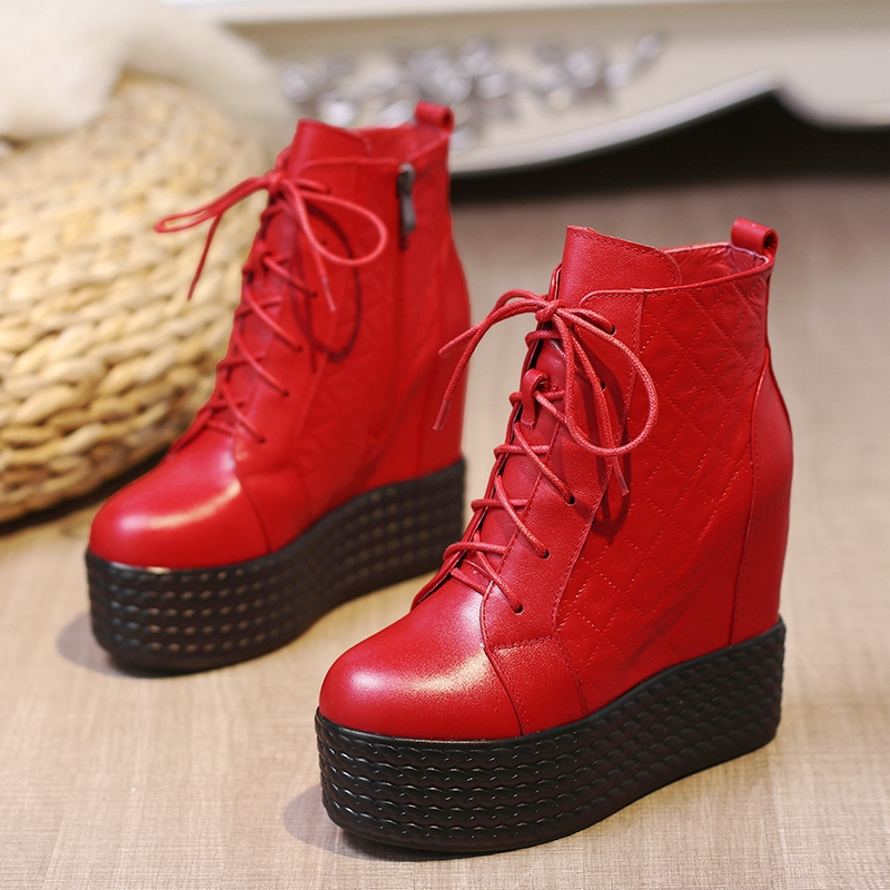 Botines rojos plataforma online