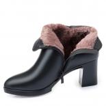 Botas de invierno de piel cálida de talla grande para mujer, zapatos de algodón de cuero genuino, Botas de invierno con tacón al