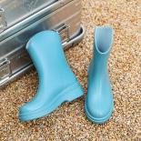 Botas de lluvia a media pantorrilla a la moda para mujer, zapatos impermeables de Pvc para mujer, Botas de lluvia antideslizante