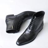 أحذية جلدية بسحاب جانبي للرجال للربيع على الطراز البريطاني برباط علوي أحذية عالية الحجم للمشي لمسافات طويلة بوتاس ماسكول