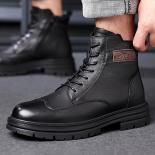 الرجال الأحذية الجلدية الرجعية الدانتيل يصل الجانب البريدي عالية أعلى أحذية منصة النمط البريطاني العصرية دراجة نارية الأحذية بوت