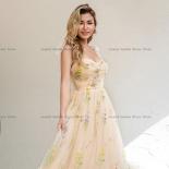 Champagne Tulle Spaghetti Strap Prom Dresses 2023 Sweetheart Neck Formal Evening Gowns Flowers Aline Party Gowns Evening