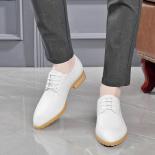 Zapatos blancos pequeños de cuero de gama alta para hombre, atuendo de negocios con punta blanca, zapatos de cuero para hombre, 