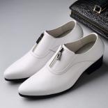 Zapatos de cuero pequeños puntiagudos para hombres con atuendo de negocios, zapatos blancos pequeños británicos con aumento de a