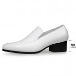 Zapatos de vestir de cuero puntiagudos para hombres en atuendo de negocios de estilo británico zapatos de hombre aumento de altu