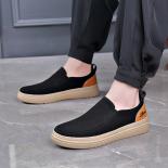 נעלי קנבס לגברים עם סוליות רכות נושמות וסוליה שטוחה רחבה עם כף רגל חדשה 2023 קיץ סולייה עבה נהיגה ישנה בג'ינג
