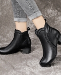 Autumn And Winter New Women's Boots With Thick Mid-heel, Soft Sole, Soft Cowhide, Rubbed Color, Retro Leather Boots, Rou