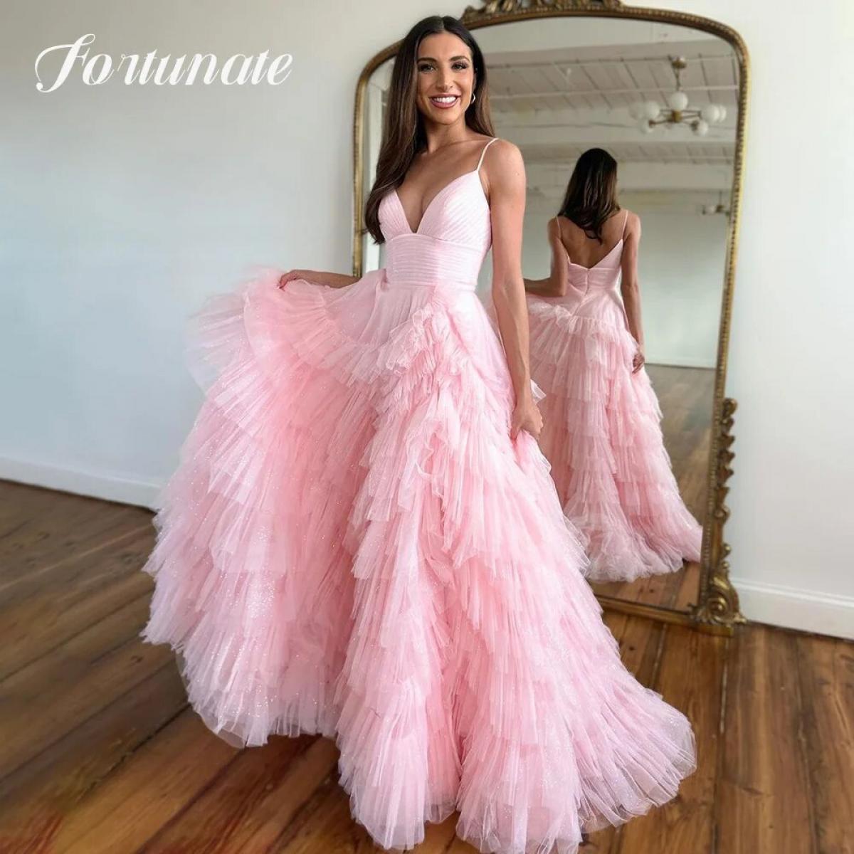 Blush Pink Elegant Tiered Tulle Prom Party Dress 2023 Long Sleeveless Spaghetti Strap Tulle Evening Gown Formal Occasion