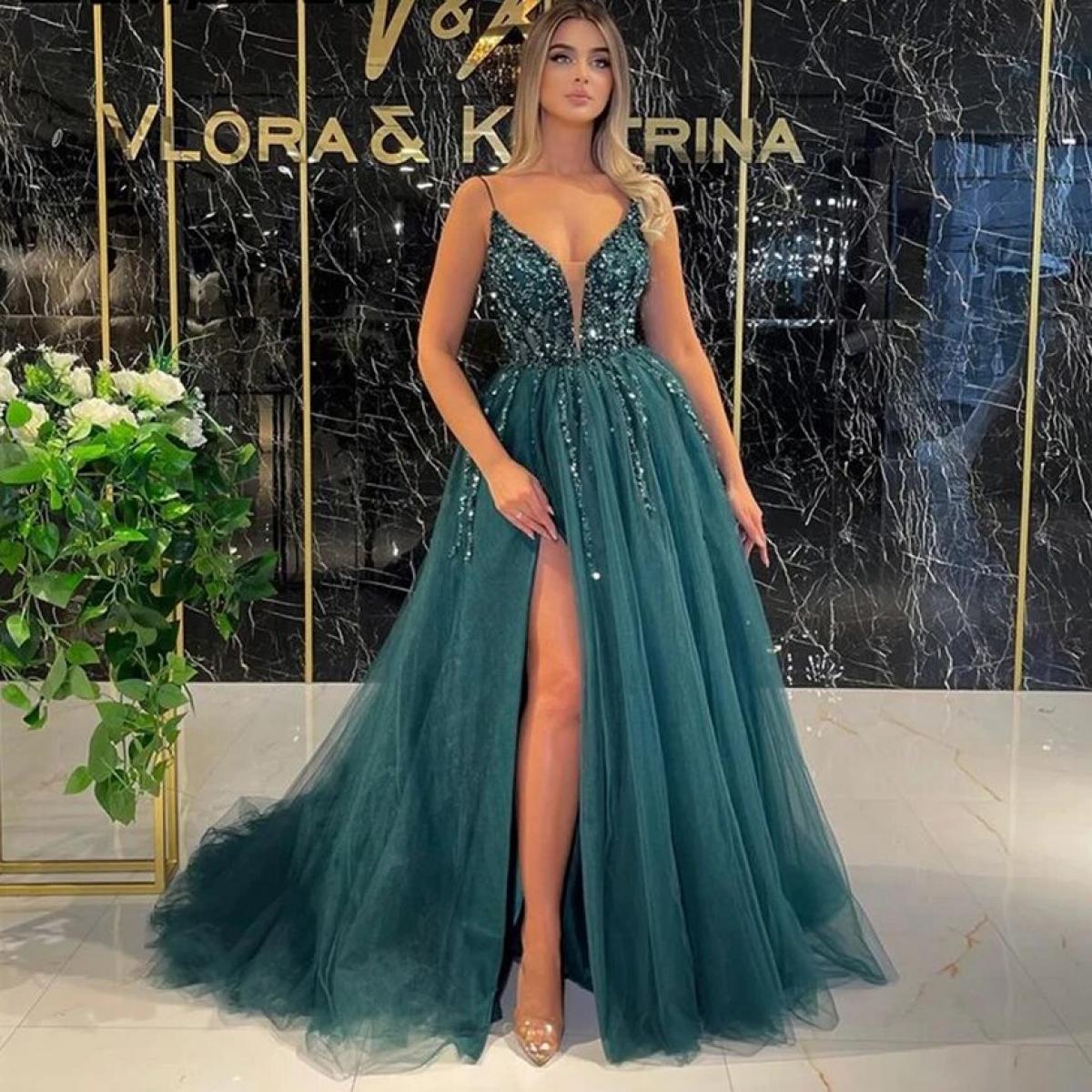 Beading Crystal Long Evening Dresses 2023  V Neck Plunging Sheer Spaghetti Straps Side Slit Formal Prom Party Gown For W