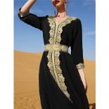 Abiti per donne musulmane Abito maxi da festa a maniche lunghe con ricamo in pizzo con cintura Elegante abito caftano marocchino