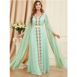 Chiffon Embroidery Full Sleeve Women Muslim Prom Evening Dresses With Cape Sleeve Arabic Dubai Hijab Formal Party Gowns 