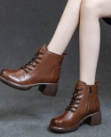 Boots For Women In Autumn And Winter New Style Thick Medium Heel Washed First Layer Soft Cowhide Martin Boots Color Poli